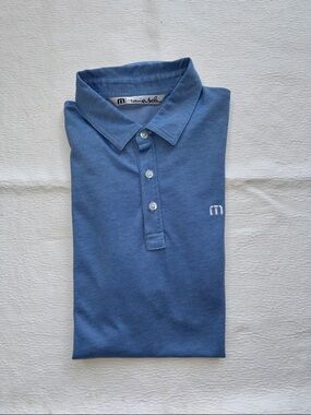 NWOT Travis Mathew Men’s Light Blue Polo with Black Sheep Golf Club Logo M